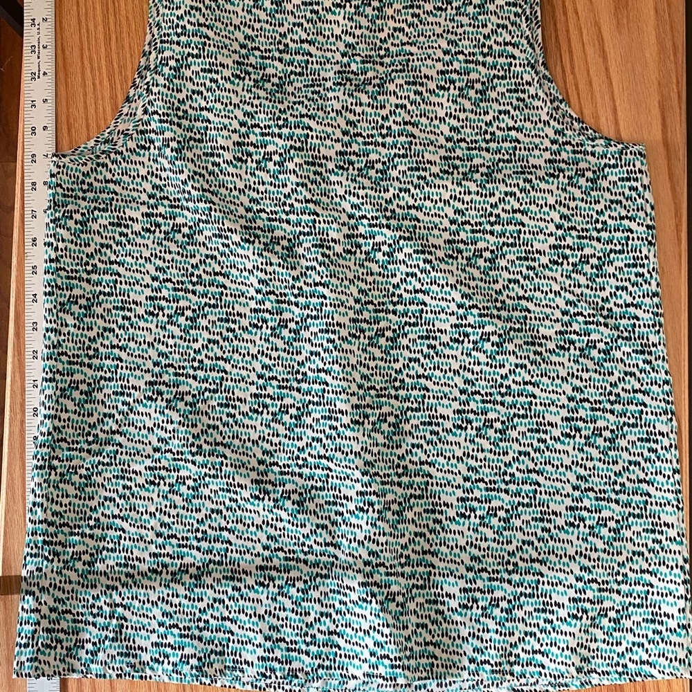 Loft Women's Blue and Black Vest - Picture 8 of 9